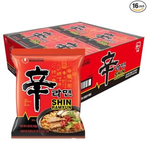 Nongshim Shin Ramyun Spicy Korean Instant Noodles 4.23 oz Packs, 5-Pack